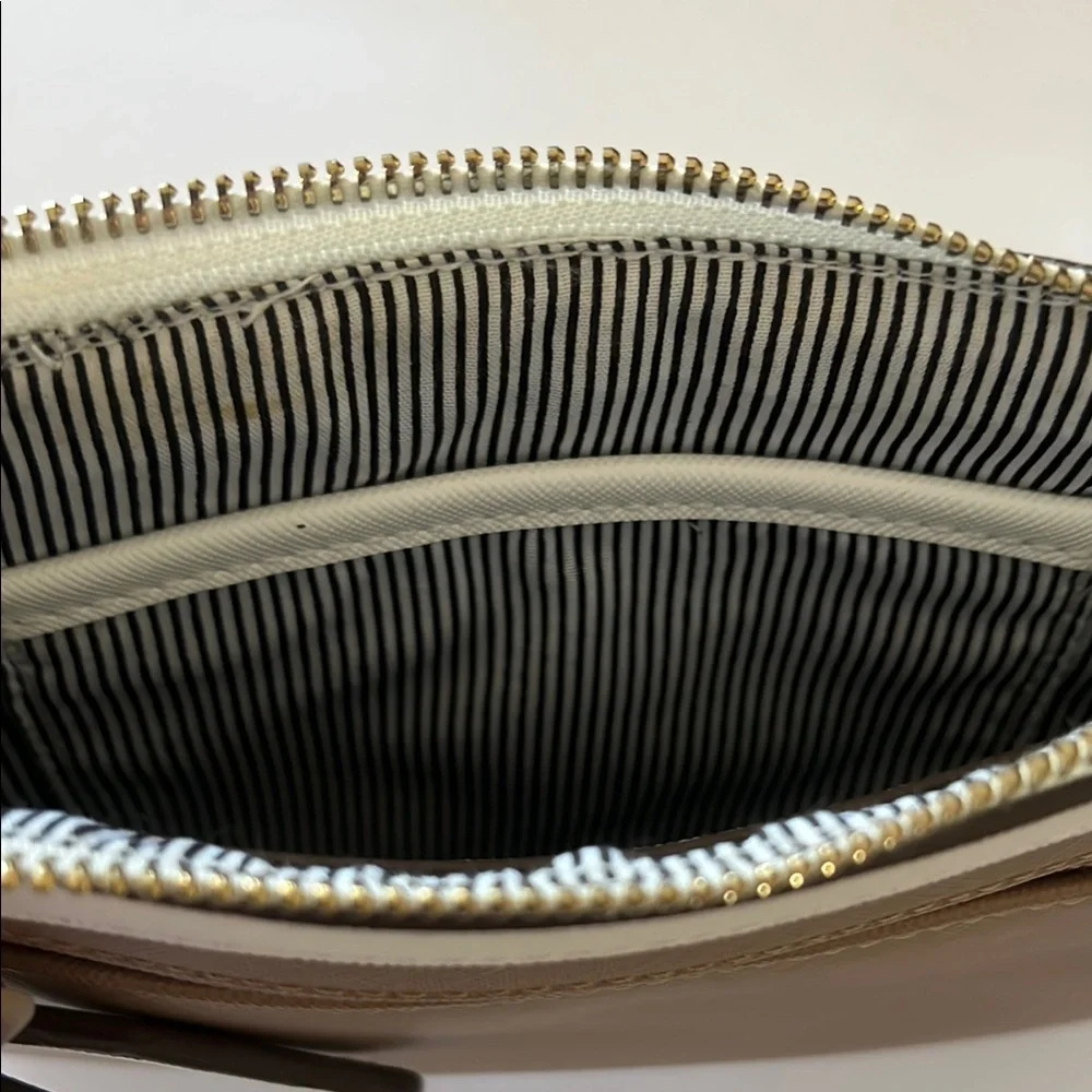 Clarks Brown and White Small Purse‎